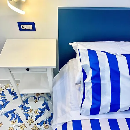 The Wind Rose Bed & Breakfast *